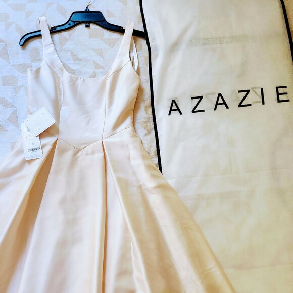 Azazi Olivia Dress in Cream, size 2, NWT - Picture 1 of 2